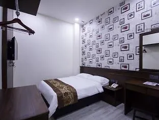 Islander Lodge By Lwe George Town Guest house
