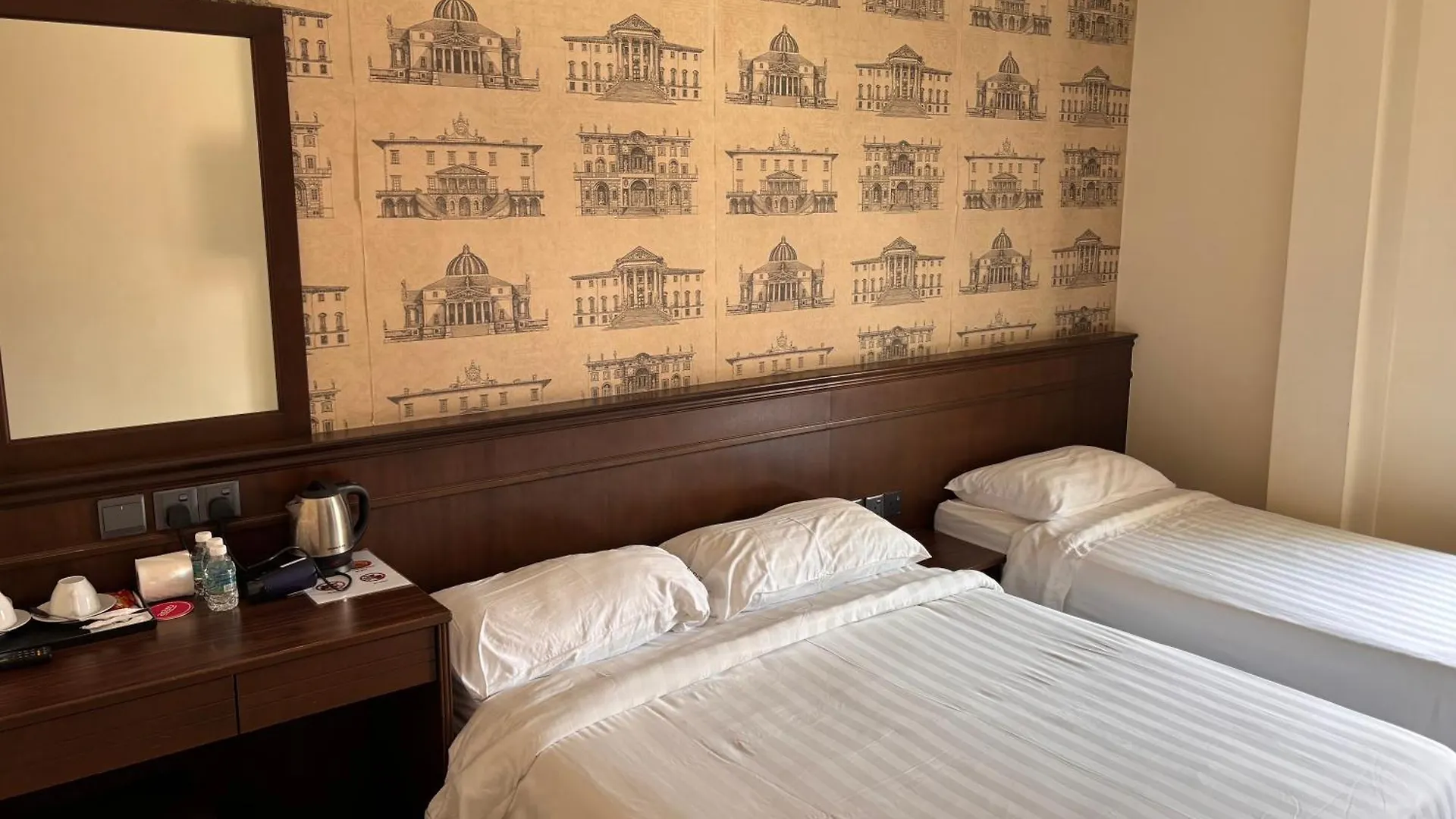 Islander Lodge By Lwe George Town Guest house
