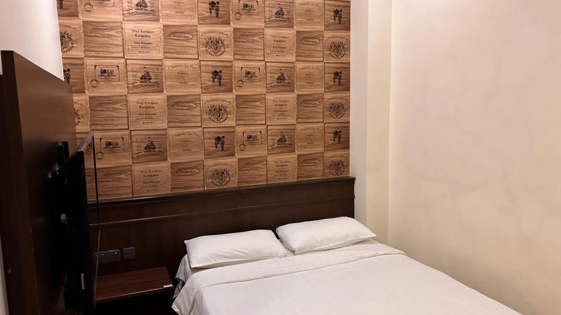 Islander Lodge By Lwe George Town
