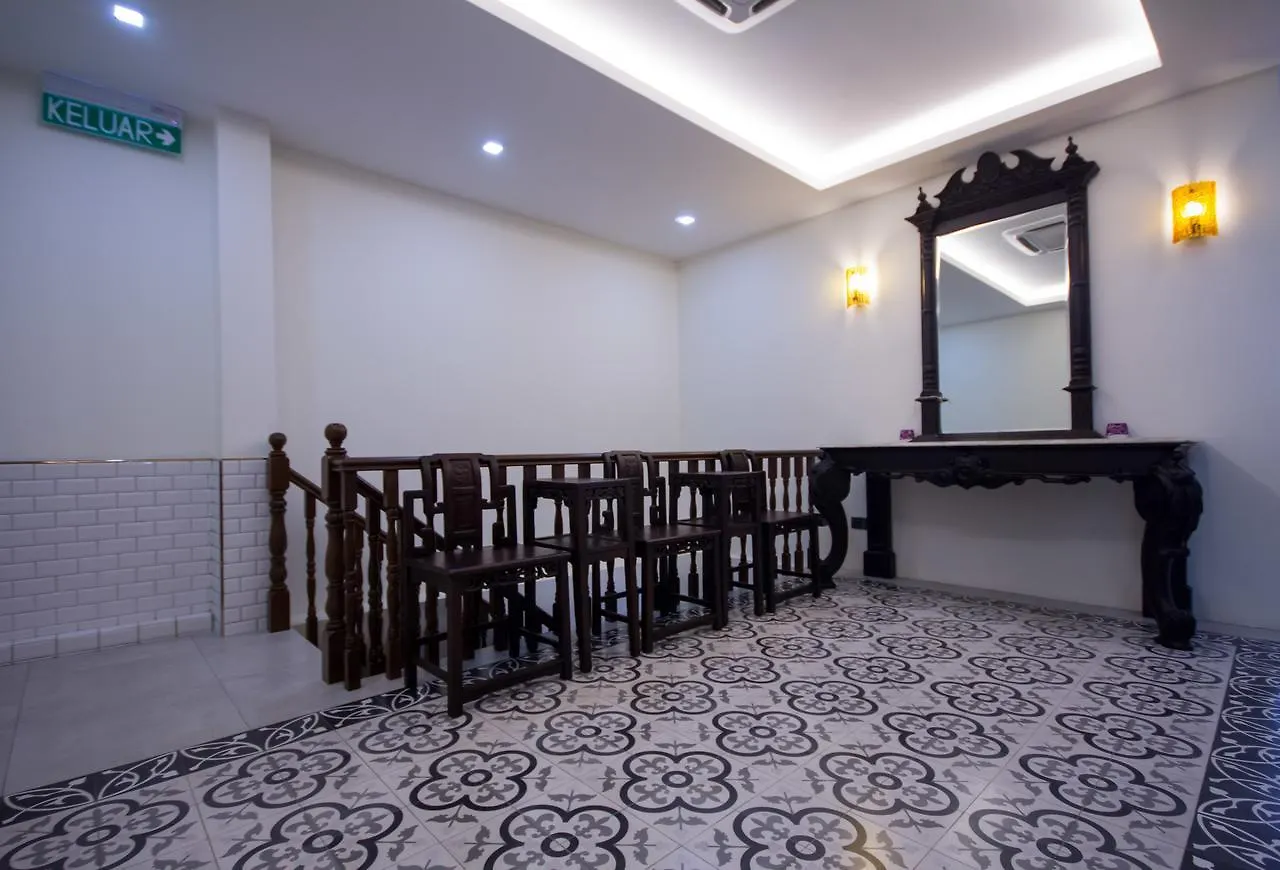 Islander Lodge By Lwe George Town Guest house